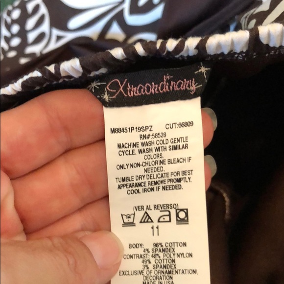 Dress - Picture 4 of 4